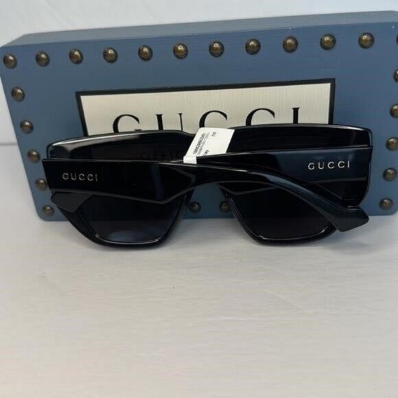 New Authentic- GUCCI Grey Shield Unisex Sunglasses\ GG0997S 002 - Picture 5 of 12
